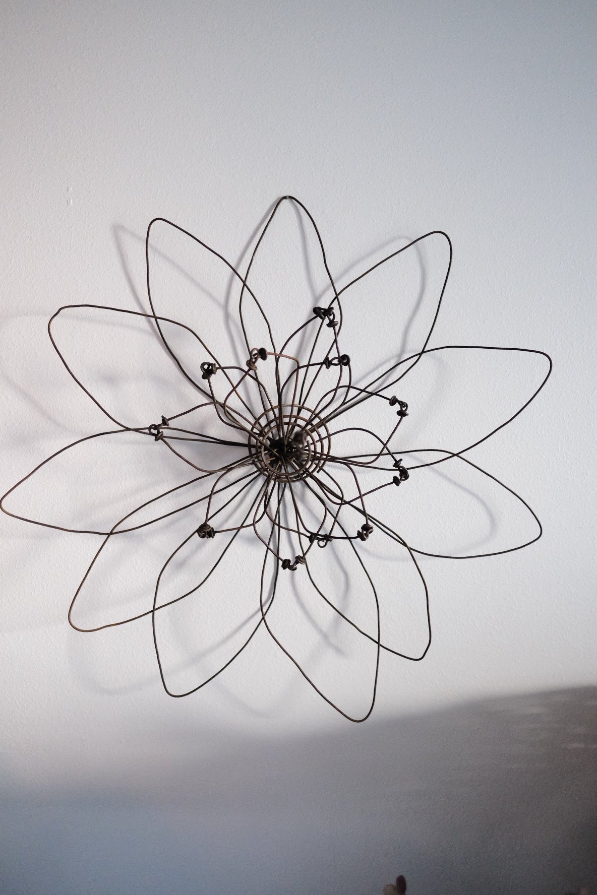 Antique Check Wire Flower