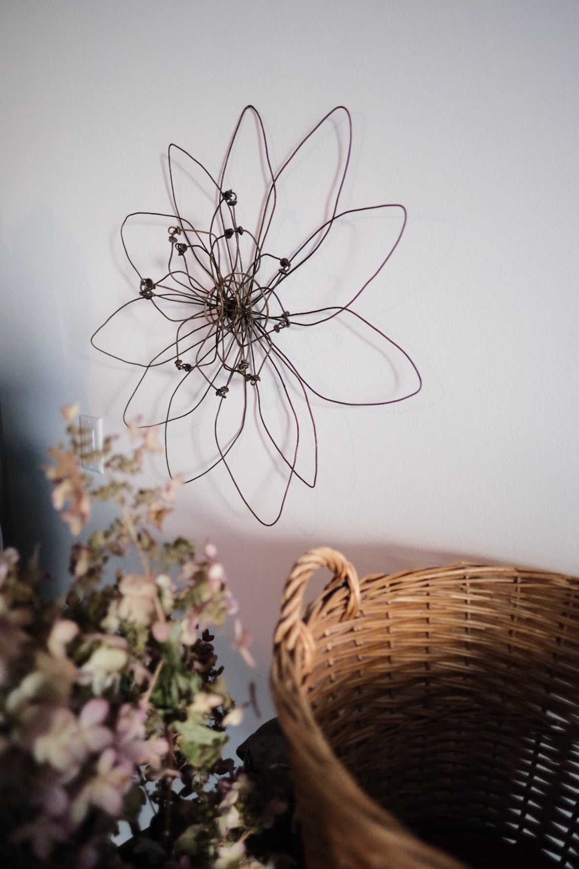 Antique Check Wire Flower
