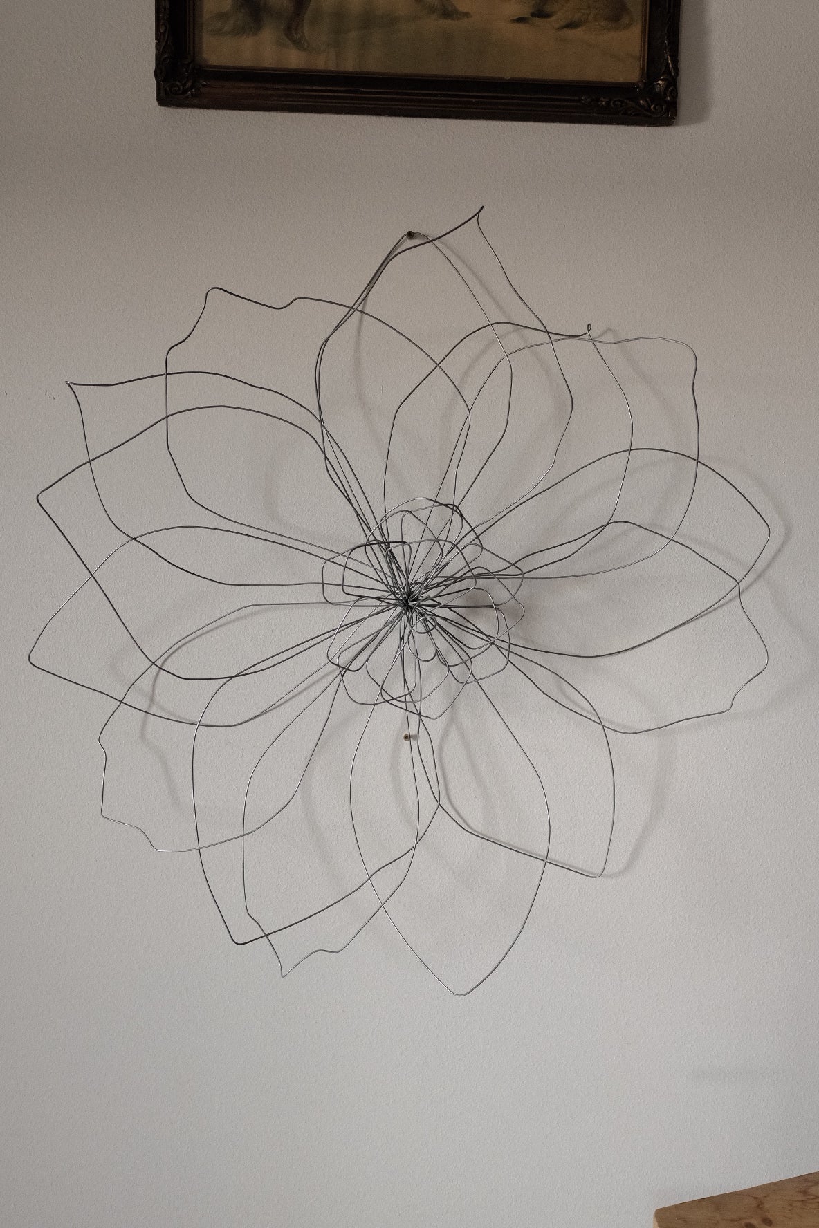 Large Single Wire Flower
