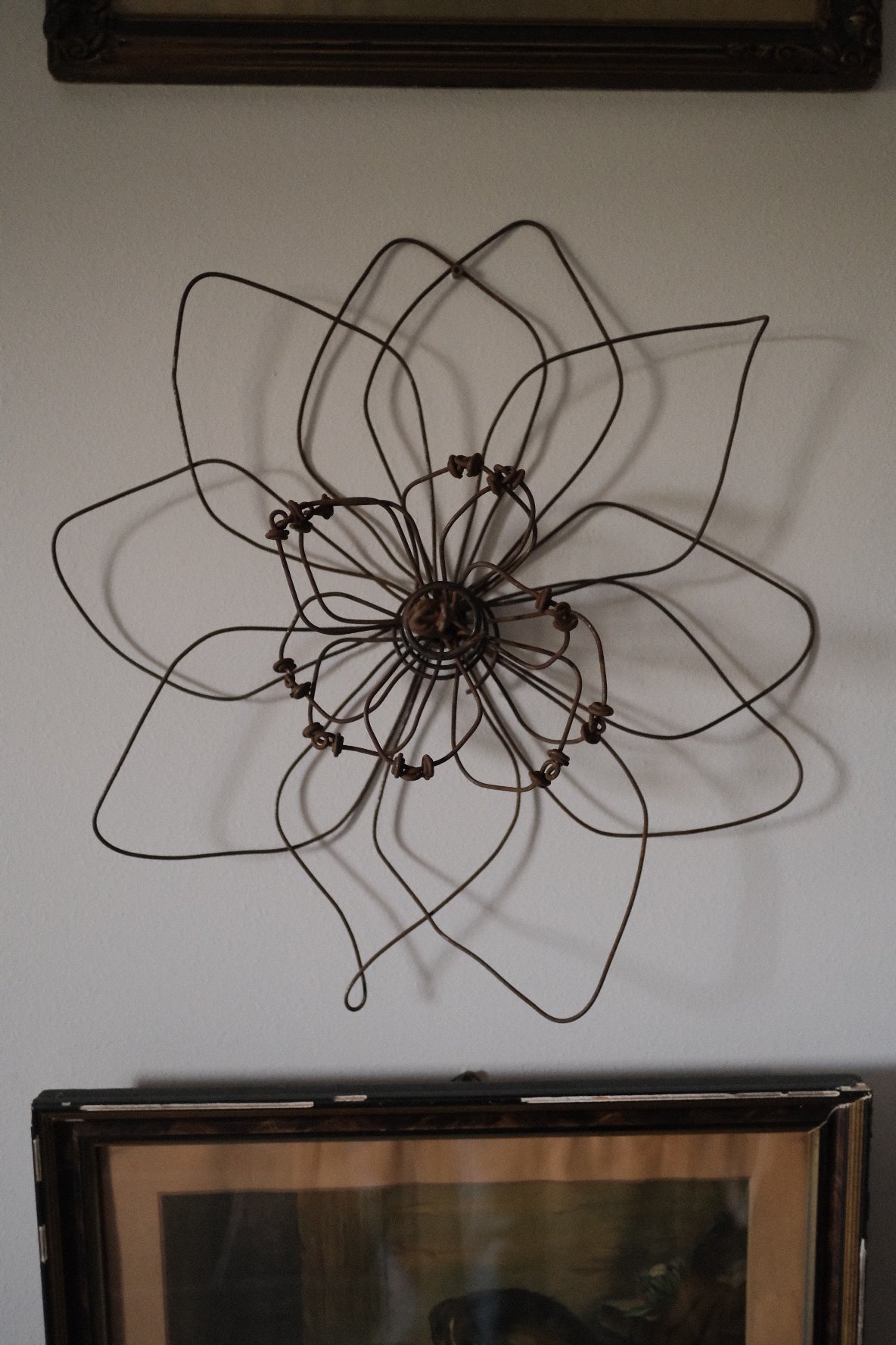 Antique Check Wire Flower