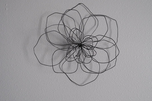 Small Double Wire Wall Flower