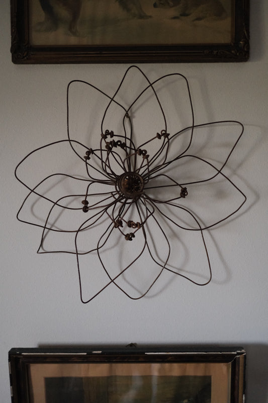 Antique Check Wire Flower