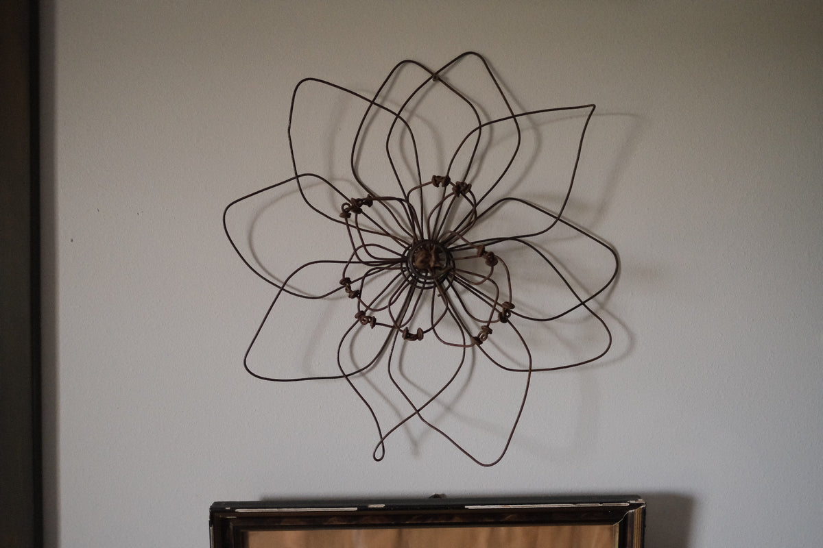 Antique Check Wire Flower