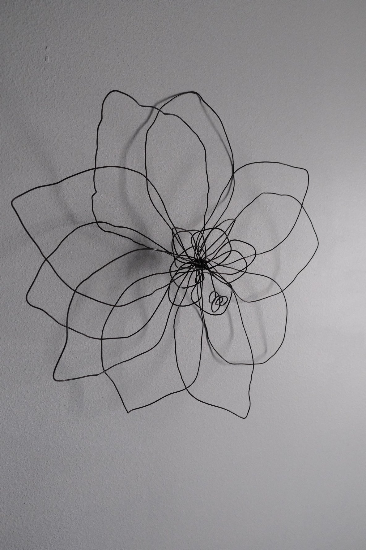 Large Single Wire Flower