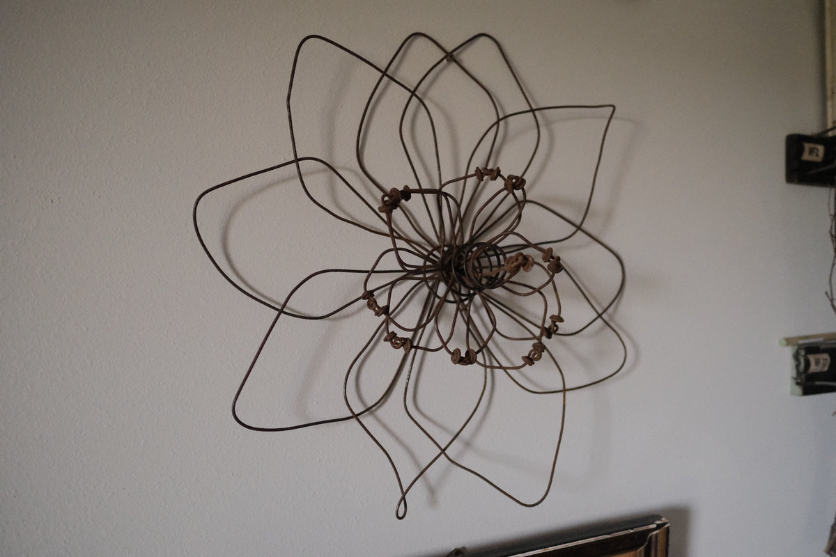 Antique Check Wire Flower